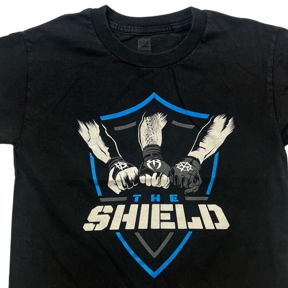 WWE Other - WWE‎ Authentic Wear The Shield Wrestling Fist Bump Black T-Shirt Youth S J5